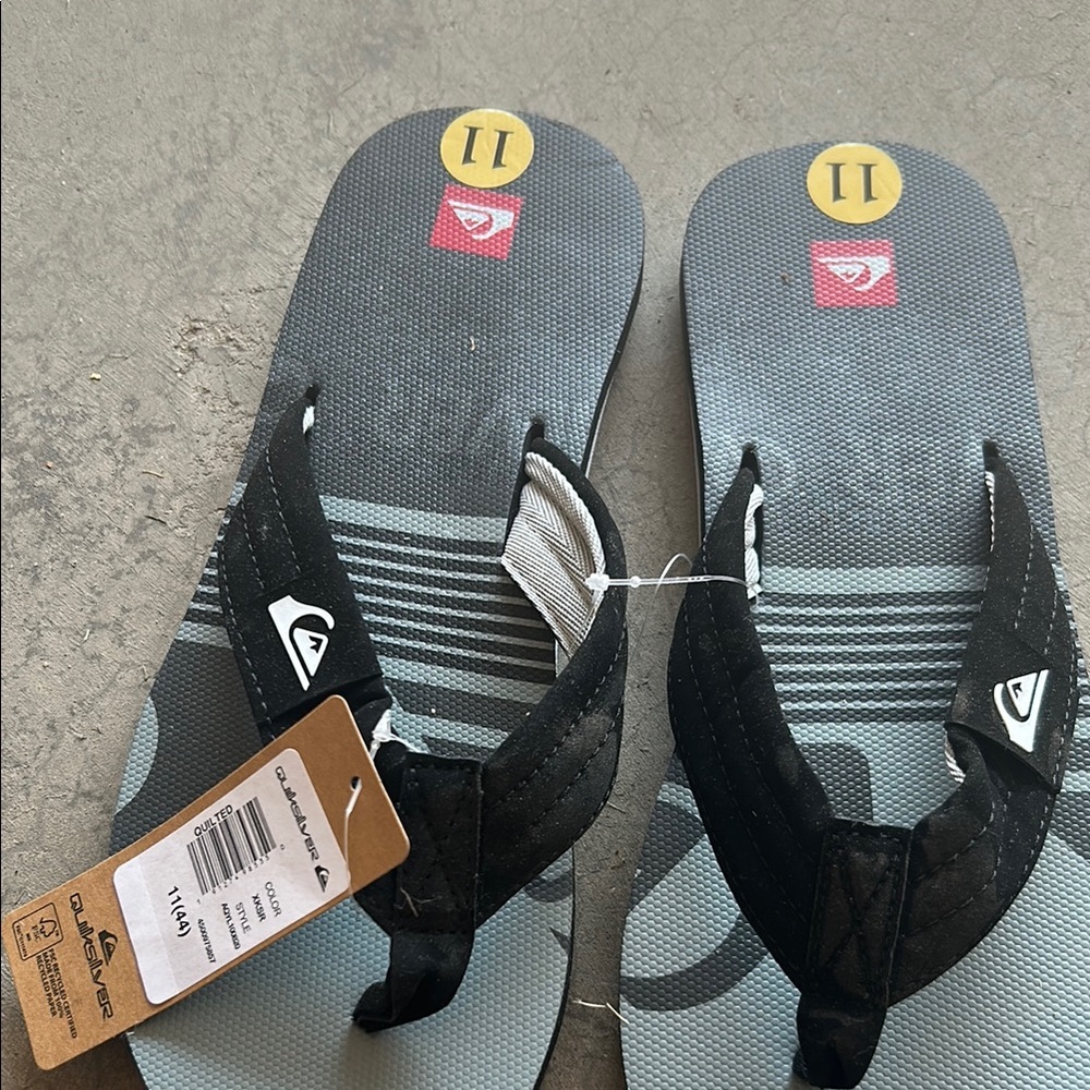 Quiksilver Black and Gray Sandals NWT